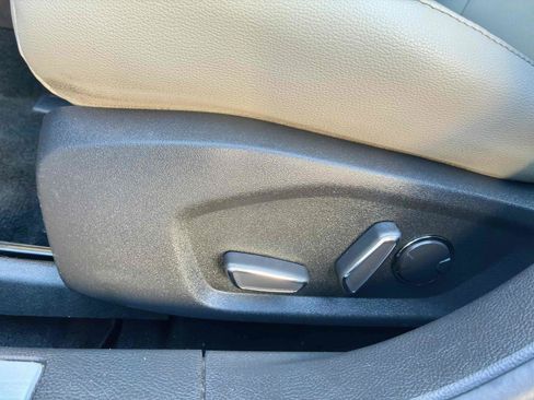 Used 2016 Ford Fusion Energi Titanium w/ Driver Assist Package FWD image 32