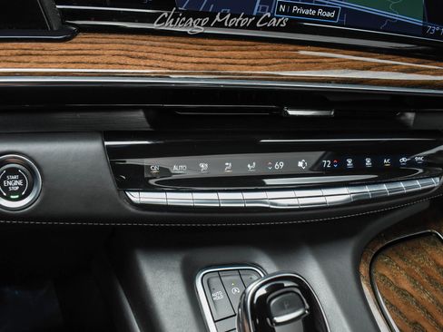 Used 2021 Cadillac Escalade Sport Platinum w/ LPO, ONYX Package AWD/4WD image 19