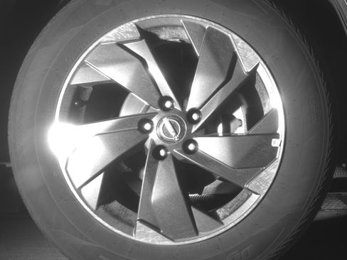 Used 2025 Nissan Rogue SV image 13