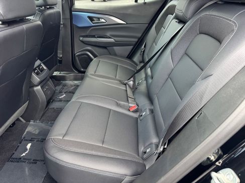 New 2026 Chevrolet Equinox EV LT w/ Convenience Package II FWD image 12