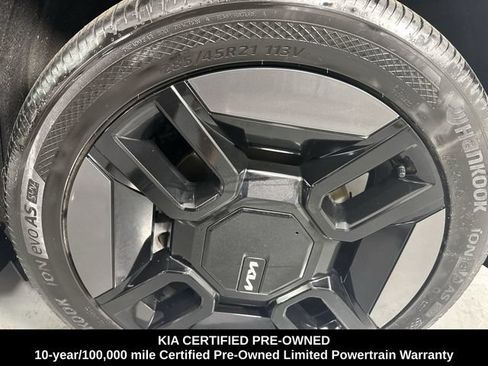 Certified 2024 Kia EV9 GT-Line AWD/4WD image 5