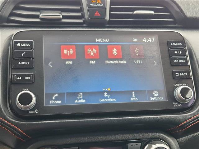 Used 2025 Nissan Versa SR FWD image 13