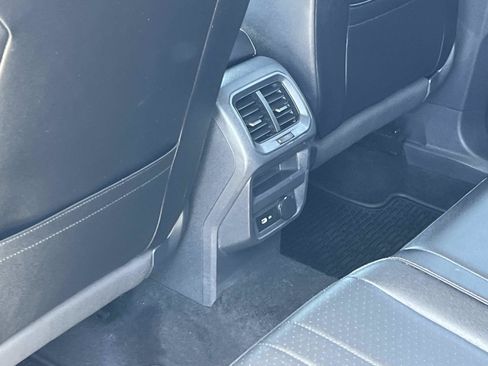 Certified 2022 Volkswagen Tiguan SE FWD image 21