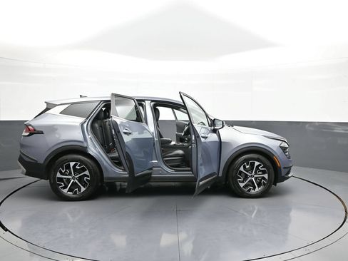 Certified 2024 Kia Sportage EX FWD image 41