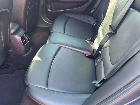 Used 2018 MINI Cooper Clubman S image 14