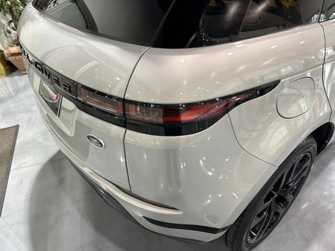 Used 2020 Land Rover Range Rover Evoque R-Dynamic SE AWD/4WD image 26