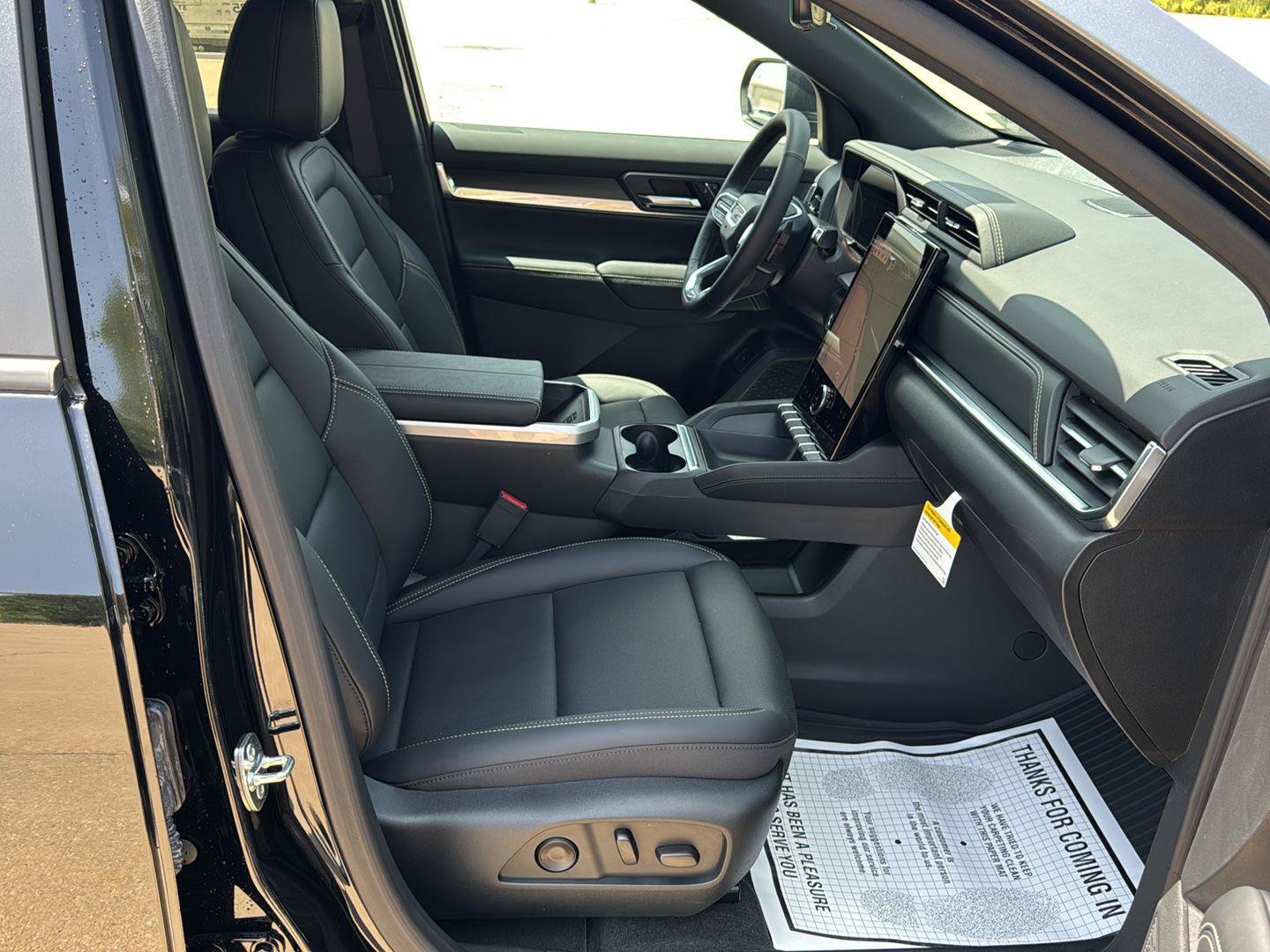 New 2027 GMC Terrain Elevation w/ Elevation Premium Package AWD/4WD image 26