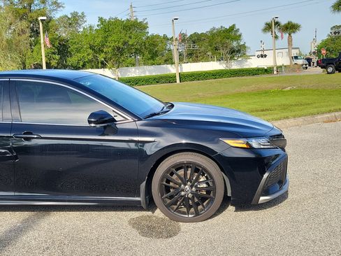 Used 2023 Toyota Camry XSE image 8
