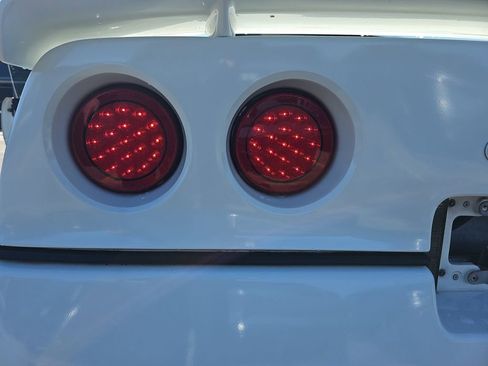 Used 1990 Chevrolet Corvette Convertible image 32