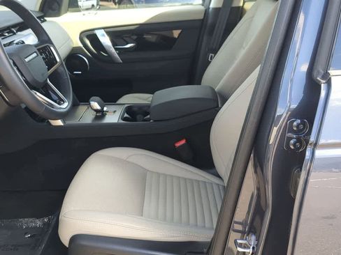 Used 2024 Land Rover Discovery Sport S image 15