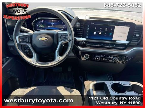 Used 2024 Chevrolet Silverado 1500 LT AWD/4WD image 14