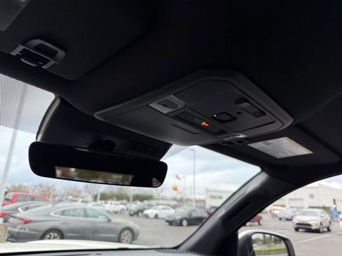 New 2025 Toyota Tacoma TRD Off-Road image 30