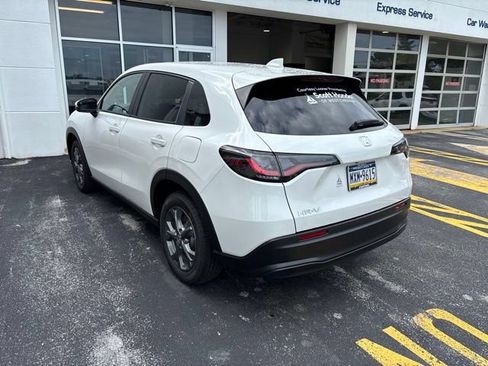 Used 2026 Honda HR-V LX image 5