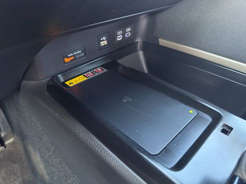 Used 2025 Toyota Camry LE FWD image 15