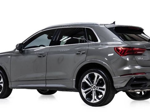 Used 2021 Audi Q3 2.0T Premium Plus AWD/4WD image 4