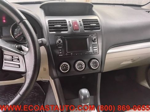 Used 2013 Subaru Crosstrek 2.0i Limited AWD/4WD image 12