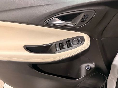 Used 2024 Buick Encore GX Sport Touring image 13