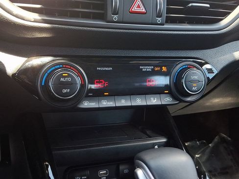 Certified 2023 Kia Forte GT w/ GT2 Package FWD image 16