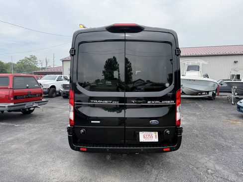 Used 2018 Ford Transit 250 148 Medium Roof w/ Exterior Upgrade Package RWD image 4