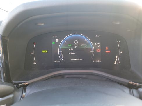 Certified 2025 Toyota Camry SE image 30