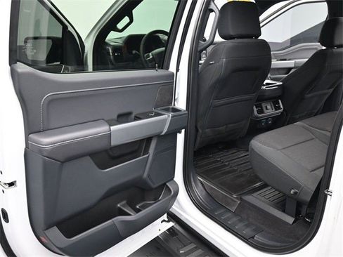 Used 2025 Ford F150 XLT w/ Equipment Group 302A MID image 19