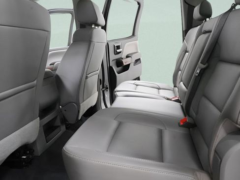 Used 2019 GMC Sierra 2500 SLT w/ Duramax Plus Package image 28