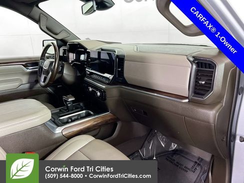 Used 2025 GMC Sierra 1500 SLT w/ SLT Convenience Package AWD/4WD image 29