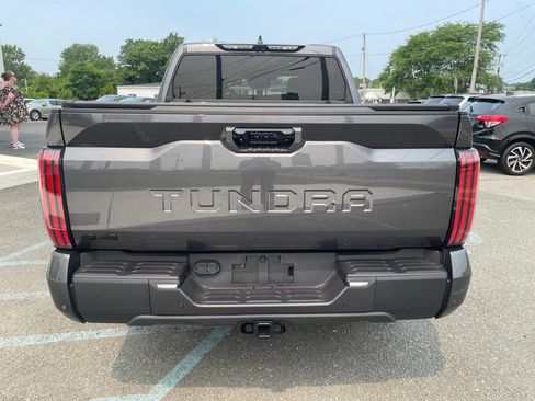 Used 2025 Toyota Tundra Limited AWD/4WD image 4