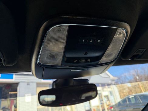 Used 2020 Dodge Durango R/T w/ Technology Group image 30