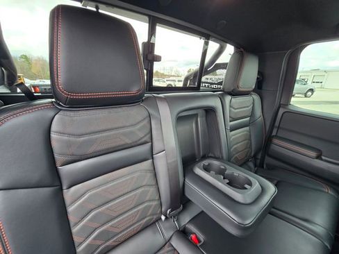 Used 2025 Nissan Frontier PRO-4X w/ Pro Premium Package image 17