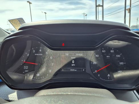 Used 2024 Chevrolet Trax LS w/ LS Convenience Package FWD image 12