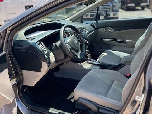 Used 2013 Honda Civic LX image 9