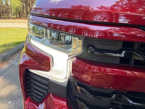Used 2024 Chevrolet Silverado 1500 RST w/ Convenience Package II AWD/4WD image 9