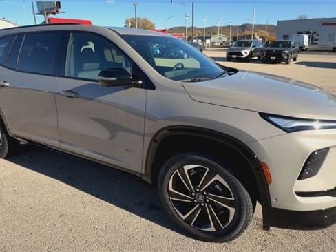 New 2026 Buick Enclave Sport Touring w/ Super Cruise Package image 36