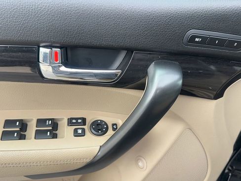 Used 2013 Kia Sorento EX w/ Premium Plus Pkg FWD image 13