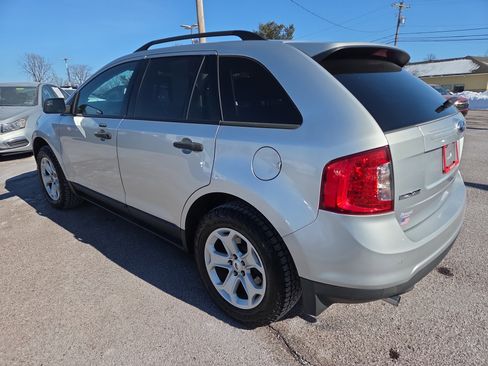 Used 2013 Ford Edge SE image 5
