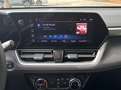 Used 2025 Chevrolet TrailBlazer LT image 21