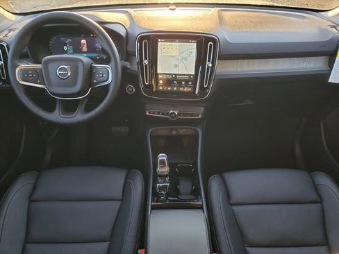 New 2026 Volvo XC40 B5 Plus w/ Protection Package Premier image 28