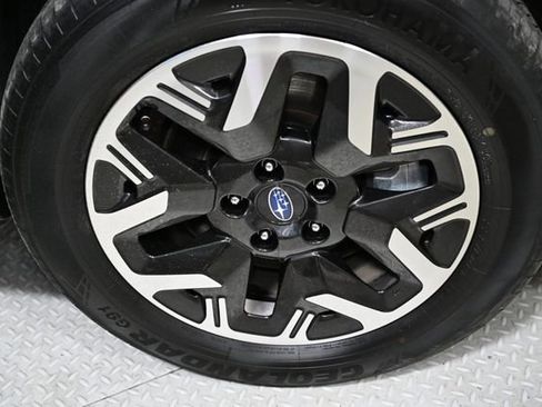 Used 2025 Subaru Forester Premium AWD/4WD image 21