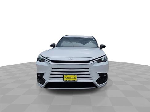 Used 2024 Lexus TX 500h AWD w/ Technology Package image 3