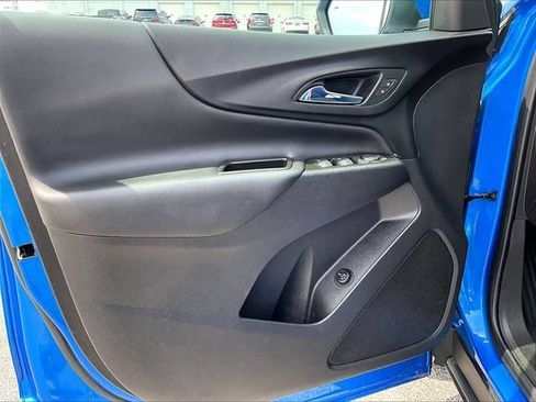 Used 2024 Chevrolet Equinox LT FWD image 6