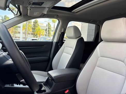 Used 2024 Honda CR-V EX image 21