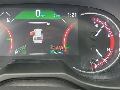 Used 2025 Toyota RAV4 XLE Premium FWD image 28