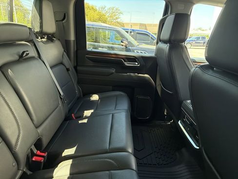 Used 2024 GMC Sierra 2500 Denali w/ Denali Reserve Package image 4