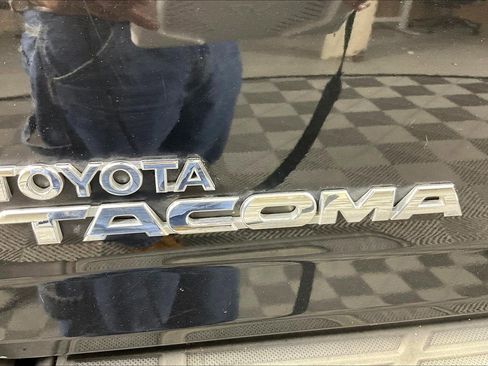 Used 2005 Toyota Tacoma 4x4 Access Cab image 23