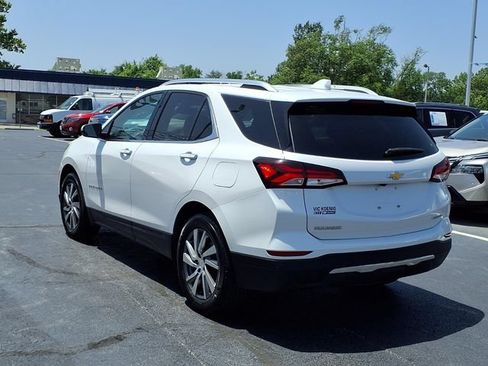 Used 2023 Chevrolet Equinox Premier FWD image 3