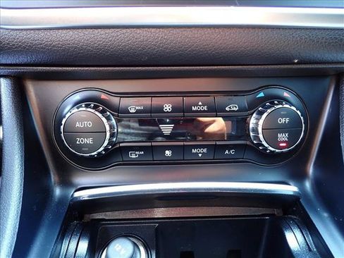 Used 2018 Mercedes-Benz CLA 250 image 20