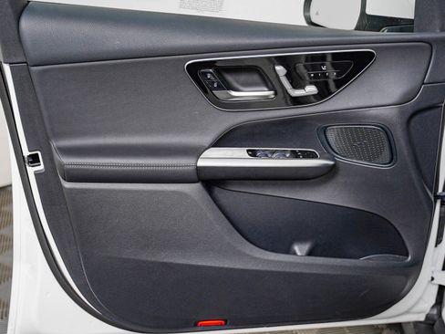Certified 2026 Mercedes-Benz GLC 300 image 23