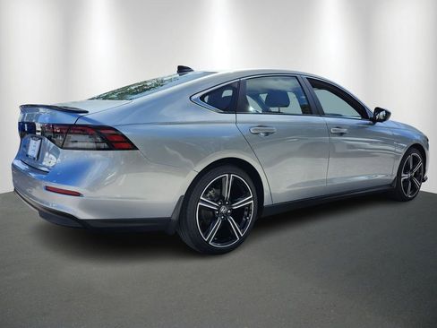 Certified 2025 Honda Accord Sport image 7