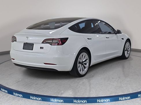 Used 2022 Tesla Model 3 Long Range AWD/4WD image 7